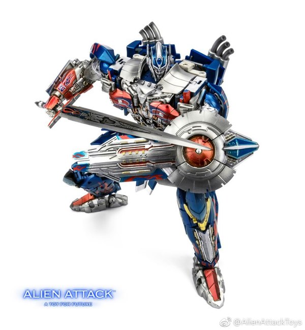 Alien Attack Presents Their Unofficial Movie Optimus, A-01CC El Cid